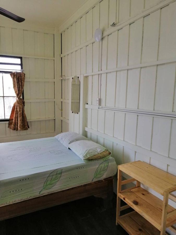 Orchid Guest House Trat Buitenkant foto